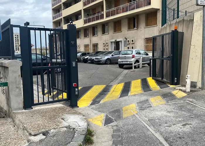 Appartement T4 A Deux Pas De La Gare St Charles