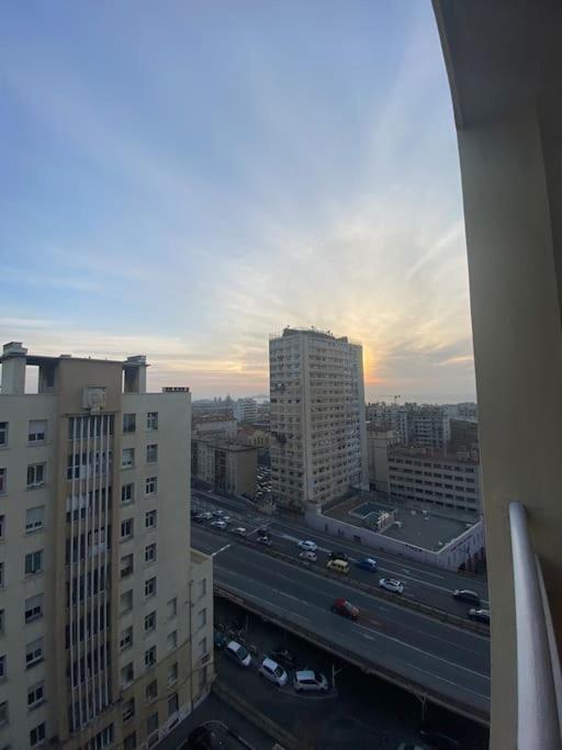 T4 A Deux Pas De La Gare St Charles Apartment *